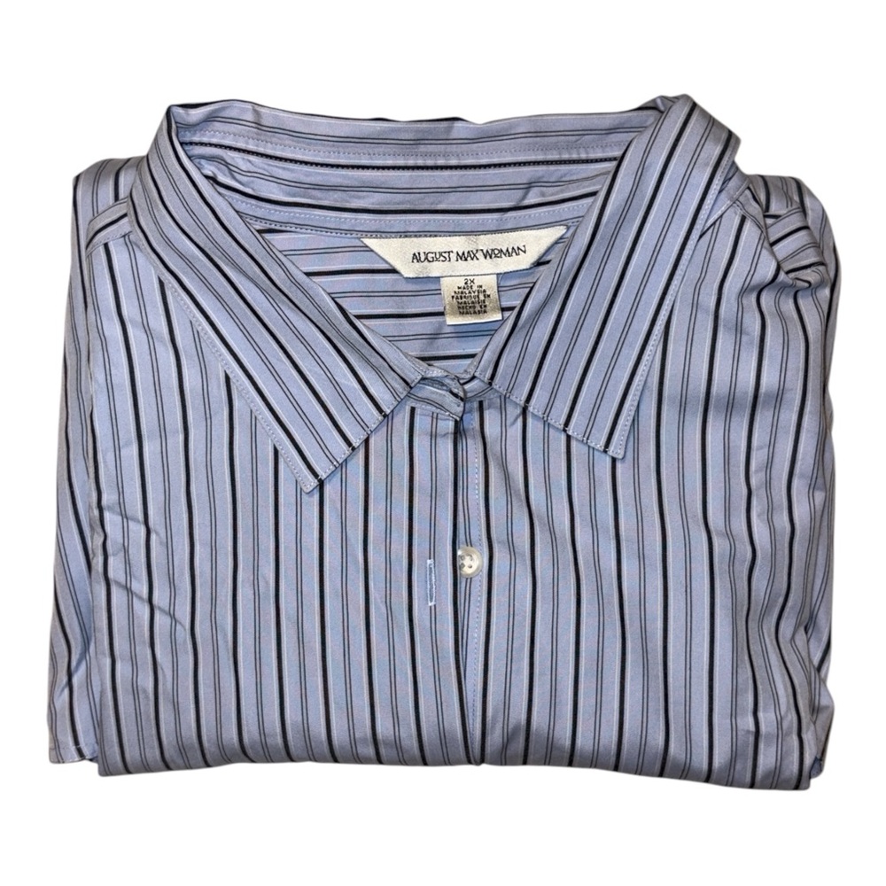 August Max Woman's Blue Striped Shirt